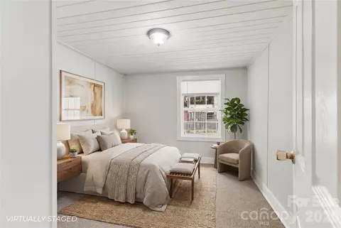 Bedroom - 438 Loop Rd, Hendersonville, NC 28792 photo 4 of 8