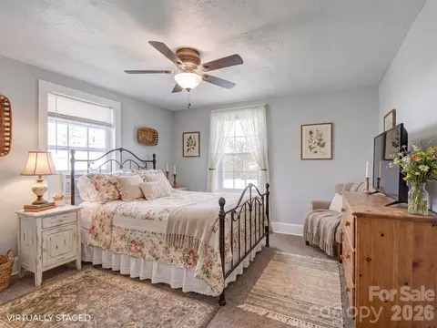 Bedroom - 438 Loop Rd, Hendersonville, NC 28792 photo 5 of 8