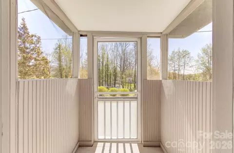 Exterior - 438 Loop Rd, Hendersonville, NC 28792 photo 3 of 9