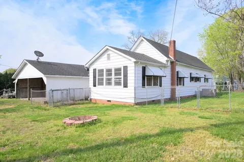 105 Watt St, Cooleemee, NC 27014 photo 5
