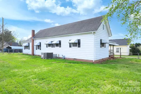 105 Watt St, Cooleemee, NC 27014 photo 8