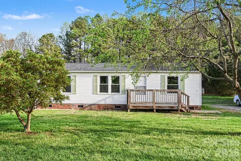 1392 Old Mountain Rd, Statesville, NC 28677