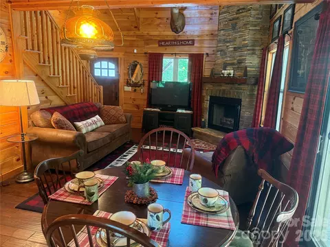 Dining - 476 Double Eagle Dr, Nebo, NC 28761 photo 1 of 1