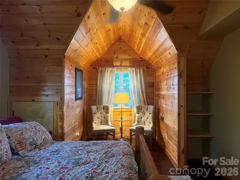 Bedroom - 476 Double Eagle Dr, Nebo, NC 28761 photo 2 of 6