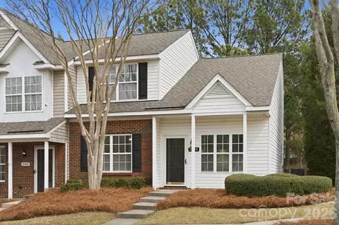 2906 Caldwell Ridge Pkwy, Charlotte, NC 28213