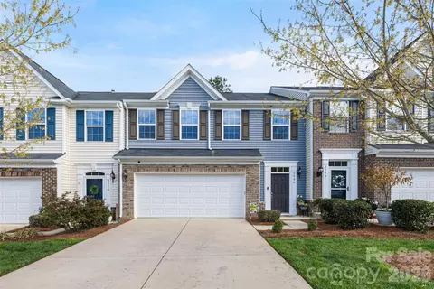 2546 Norman Isle Dr, Denver, NC 28037