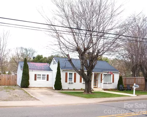 316 Hazelwood Ave, Waynesville, NC 28786