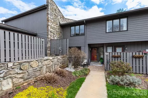 515 Crowfields Ln, Asheville, NC 28803