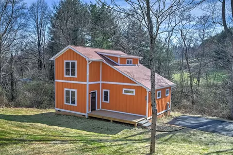 22 Ben Lippen A Rd #A, Asheville, NC 28806