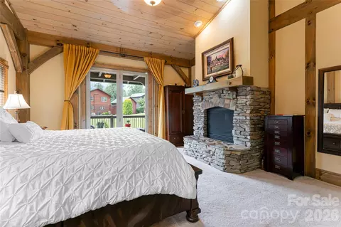 Bedroom - 649 Panoramic Loop, Maggie Valley, NC 28751 photo 2 of 5