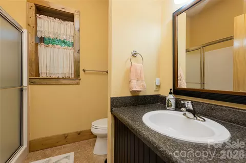 Bath - 649 Panoramic Loop, Maggie Valley, NC 28751 photo 6 of 6