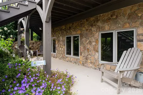 Exterior - 649 Panoramic Loop, Maggie Valley, NC 28751 photo 4 of 12