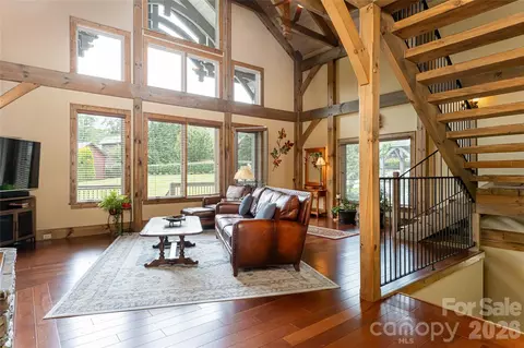 Living - 649 Panoramic Loop, Maggie Valley, NC 28751 photo 2 of 4