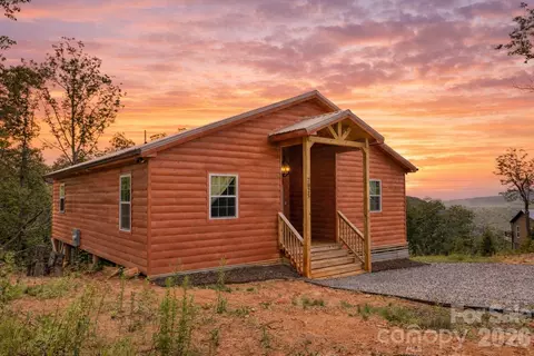 7025 Martin Ln, Morganton, NC 28655