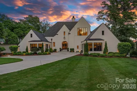 7861 Live Oaks Dr, Denver, NC 28037