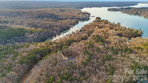 8930 Island Point 117 Rd #117, Charlotte, NC 28278