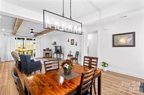 Dining - 160 Galliher Rd, Harmony, NC 28634 photo 1 of 2