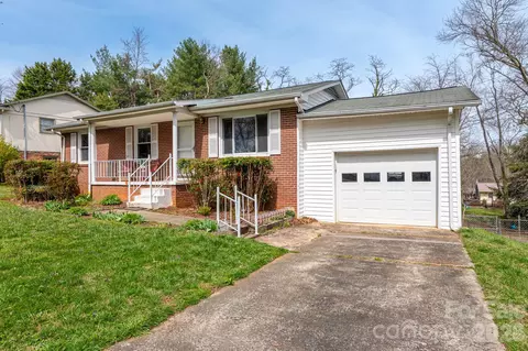 56 Skyview Ter, Asheville, NC 28806
