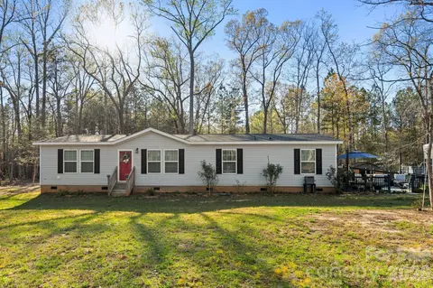 246 Deberry Rd, Mount Gilead, NC 27306