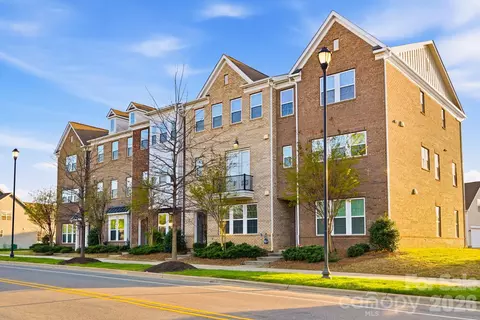 11515 Red Rust Ln, Charlotte, NC 28277