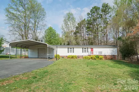 222 Summertree Dr, Troutman, NC 28166