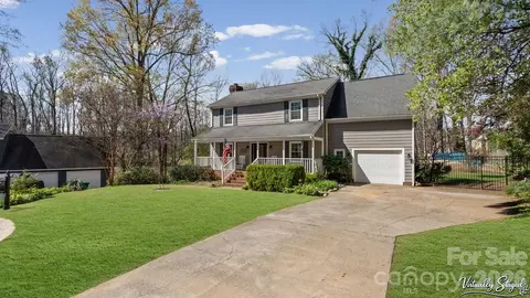 1212 Ashford St, Charlotte, NC 28214