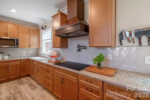 Kitchen - 2695 Addison Rd, Lancaster, SC 29720 photo 3 of 6