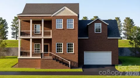 753 Chatsworth Cir, Lenoir, NC 28645