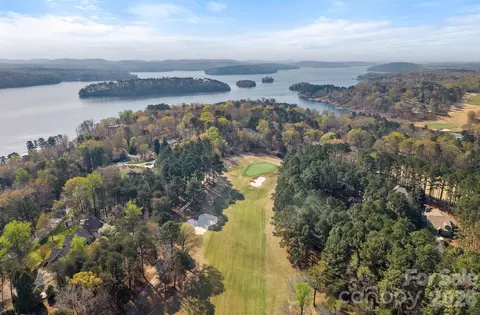 173 Yadkin Falls Rd, New London, NC 28127