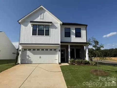 1305 Bansal Dr, Charlotte, NC 28215