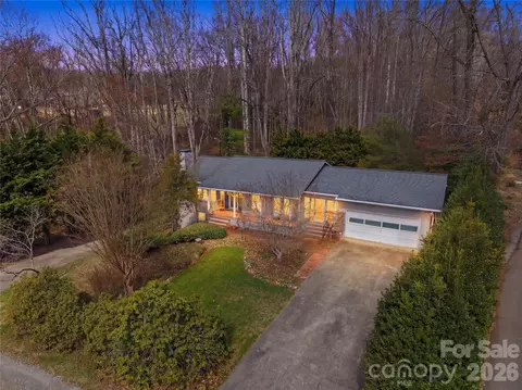 65 Westend Cir, Waynesville, NC 28785