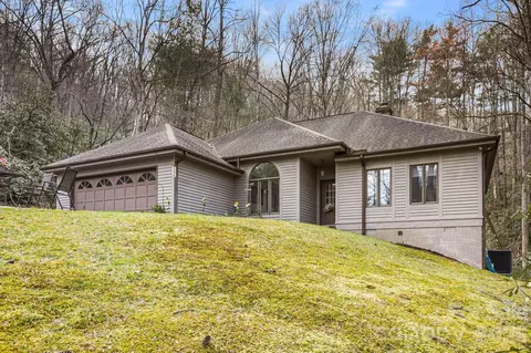 446 Silver Fox Ln, Pisgah Forest, NC 28768