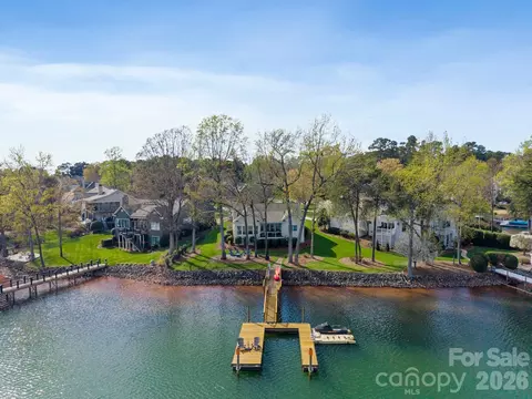 17723 Springwinds Dr, Cornelius, NC 28031 photo 5