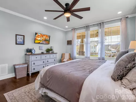 Bedroom - 52 Old Spring Dr, Candler, NC 28715 photo 2 of 6