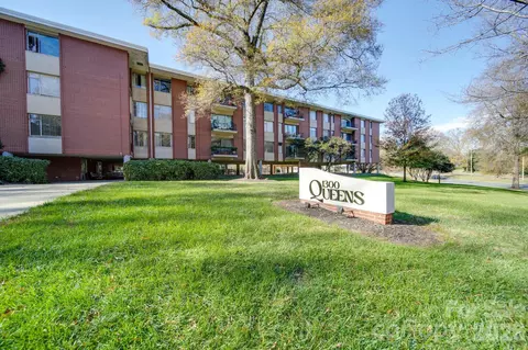 1300 Queens 312 Rd #312, Charlotte, NC 28207