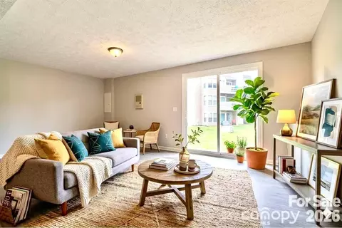 9632 Vinca D Cir #D, Charlotte, NC 28213