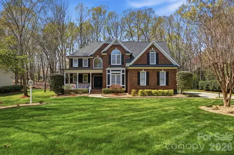 1231 Over Stream Ln, Matthews, NC 28105