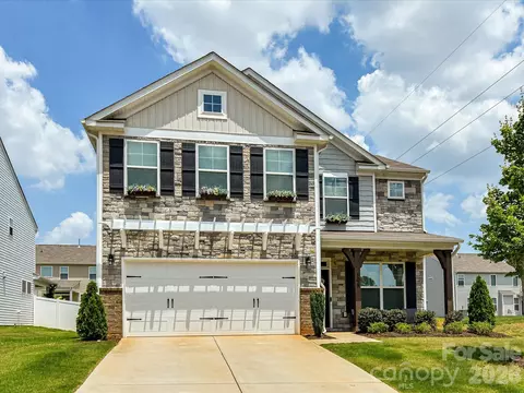 108 Old Field Rd, Statesville, NC 28677