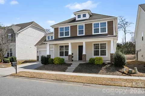 12828 Heath Grove Dr, Huntersville, NC 28078