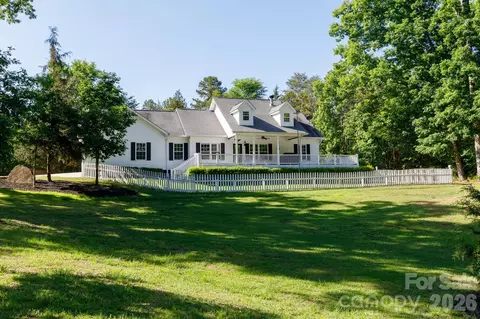 1108 King Rd, York, SC 29745