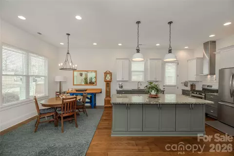 112 E Jordan St, Brevard, NC 28712 photo 10