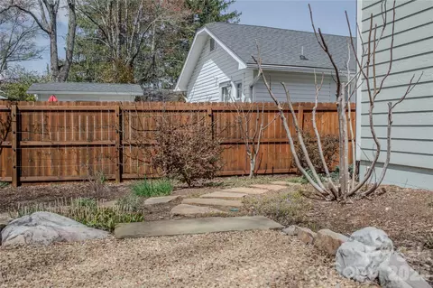 112 E Jordan St, Brevard, NC 28712 photo 23