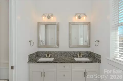 112 E Jordan St, Brevard, NC 28712 photo 14