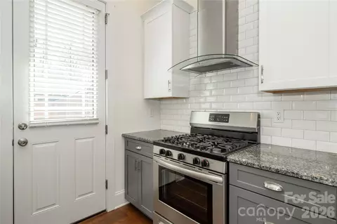 112 E Jordan St, Brevard, NC 28712 photo 9