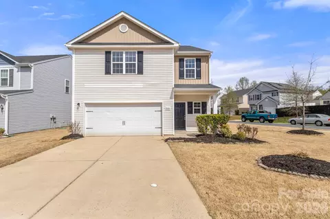 9104 Maidenhair Ct, Charlotte, NC 28215