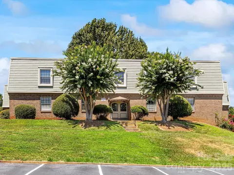 2616 Park B Rd #B, Charlotte, NC 28209