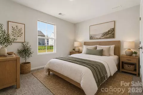 Bedroom - 2801 Oldfield Dr, Monroe, NC 28110 photo 1 of 7