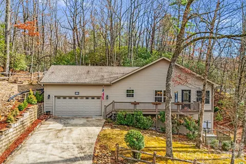14 Isuhdavga Ct, Brevard, NC 28712