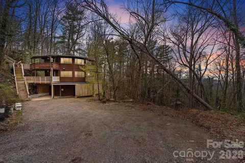 355 Sunset Dr, Asheville, NC 28804