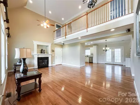 Living - 62 Will Evans Rd, Jefferson, SC 29718 photo 2 of 5